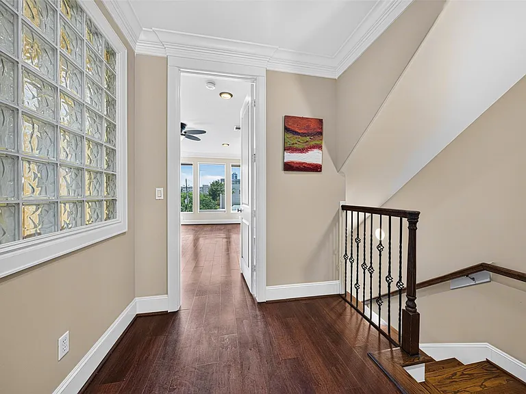128 Drew St — Photo 26