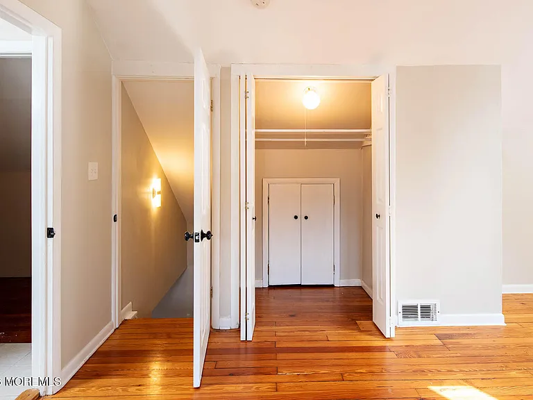 1209 2nd Ave #CARRIAGE — Photo 22