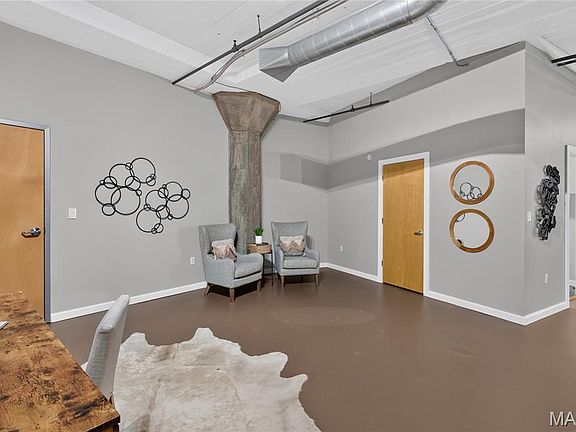 3rd image of 1619 Washington Ave #203