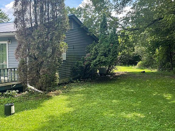 5th image of 4514 E Old State Road 24 St