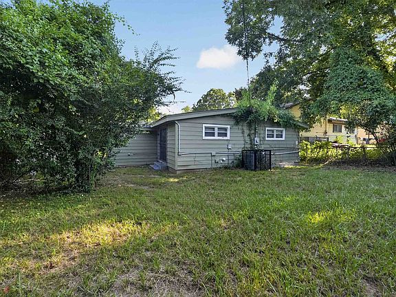 3rd image of 779 Ledbetter Ave