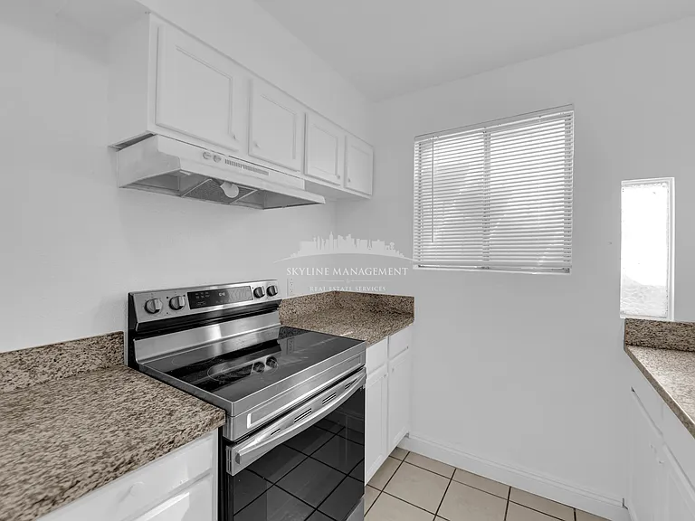 1308 N 22nd St #1 — Photo 8