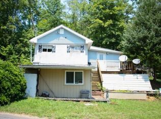 1434 Sunbeam Ln, Dandridge, TN 37725