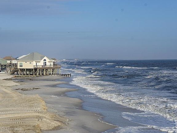 5th image of 104 Westward Ho Ct