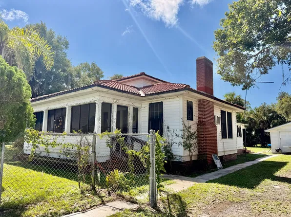 202 SE 4TH Street, Okeechobee, FL 34974