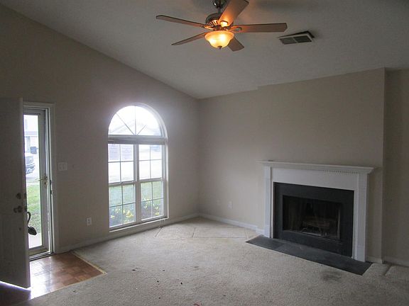 2nd image of 2628 Cashel Ct