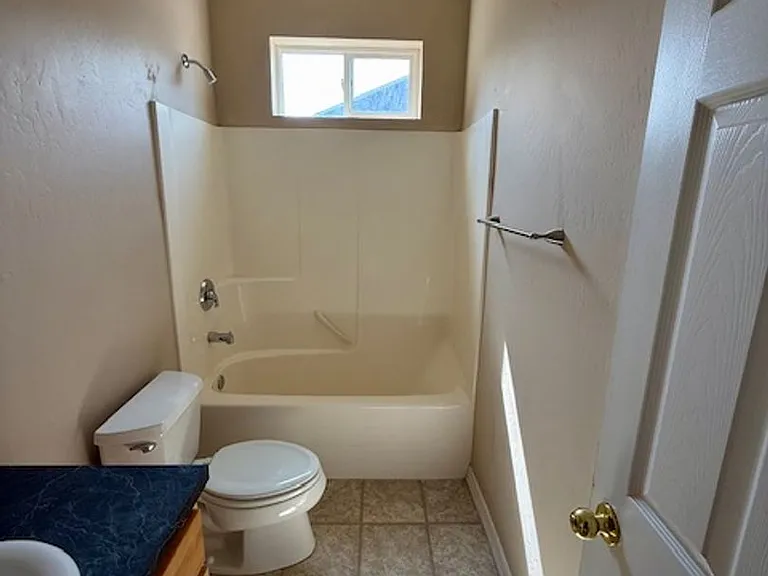 226 E River Rock Rd — Photo 27