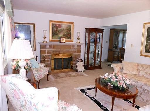 2nd image of 2764 Van Buren Dr