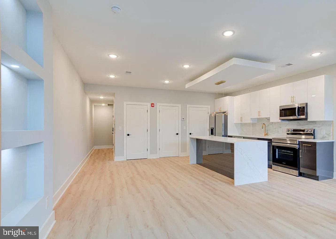 2 bed, 2.0 bath, 1200 sqft, $2,250 — Photo 4