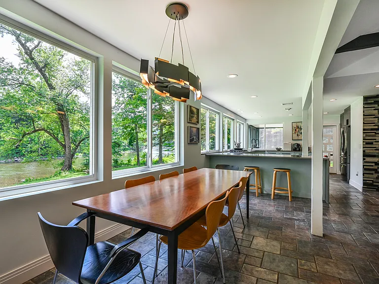 35 Kirk Rd — Photo 26