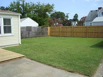 3rd image of 3424 Tidewater Dr