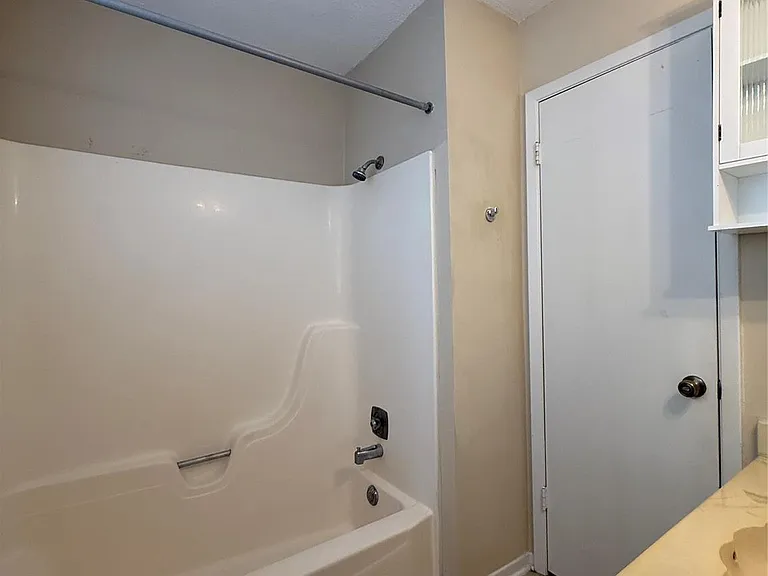 15307 Pebble Lake Dr — Photo 23