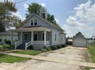 210 W Union St, Mount Sterling, IL 62353
