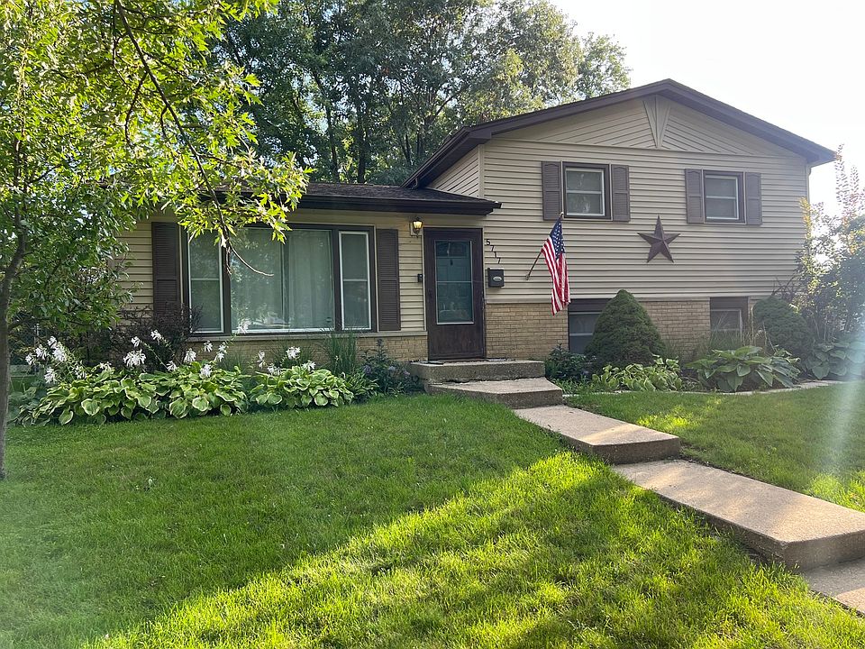 1st image of 5717 Dover Rd