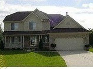 27403 Cranbrook Dr, Farmington Hills, MI 48336