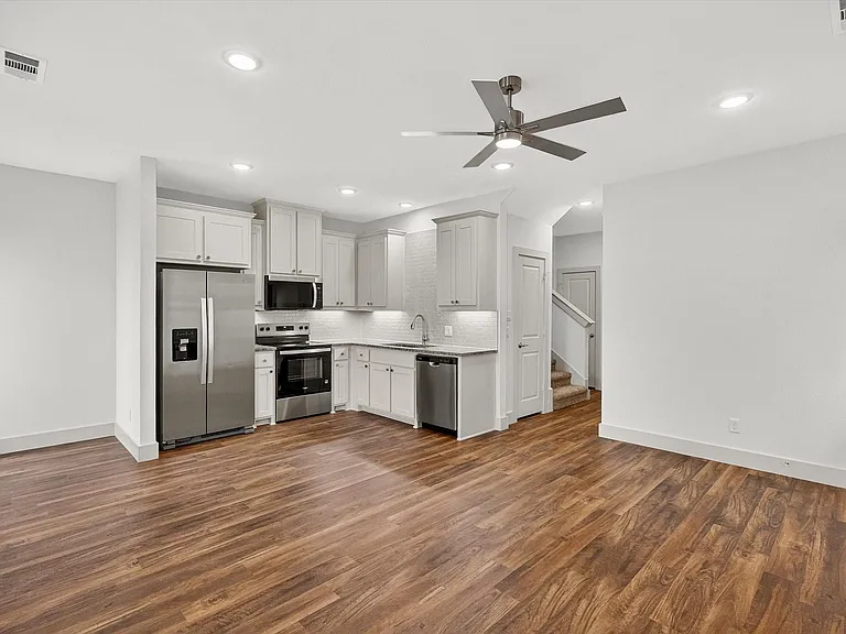 502 E Kimball St #2 — Photo 12