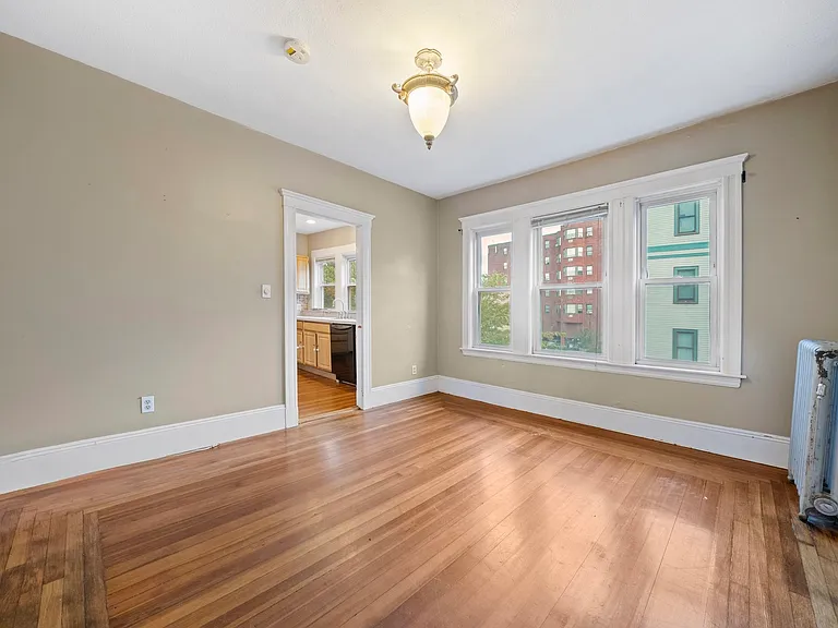 526 Talbot Ave #2 — Photo 6