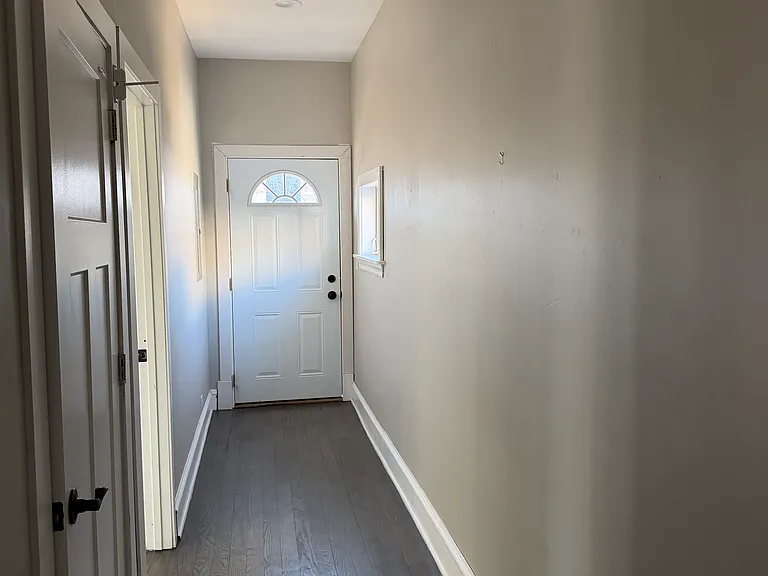 2640 N Lawndale Ave #2 — Photo 8