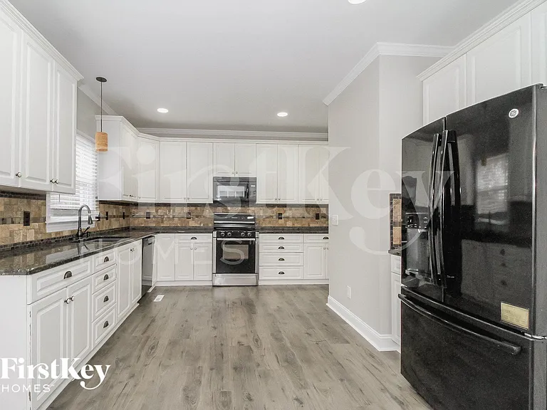 4413 Winterberry Ridge Ct — Photo 6