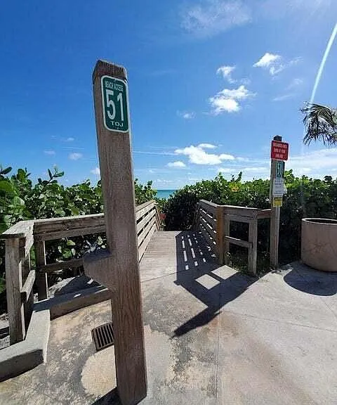 1605 S US Highway 1 #F203 — Photo 37
