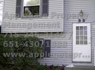 755 Sandhill Point Rd, Hudson, WI 54016