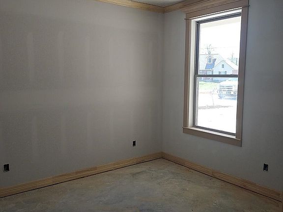 5th image of 7740 Tram Rd