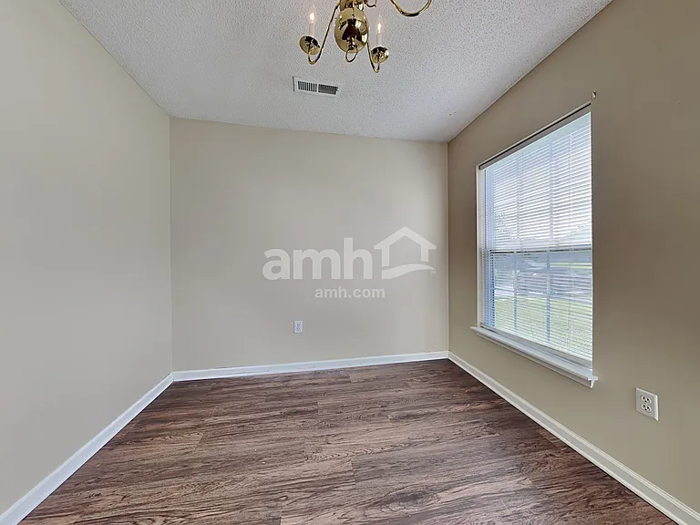 5001 Athol St — Photo 8