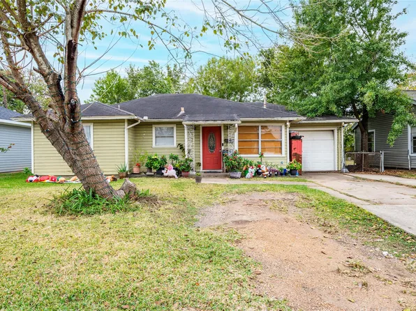 1504 Harris Ave, Pasadena, TX 77506