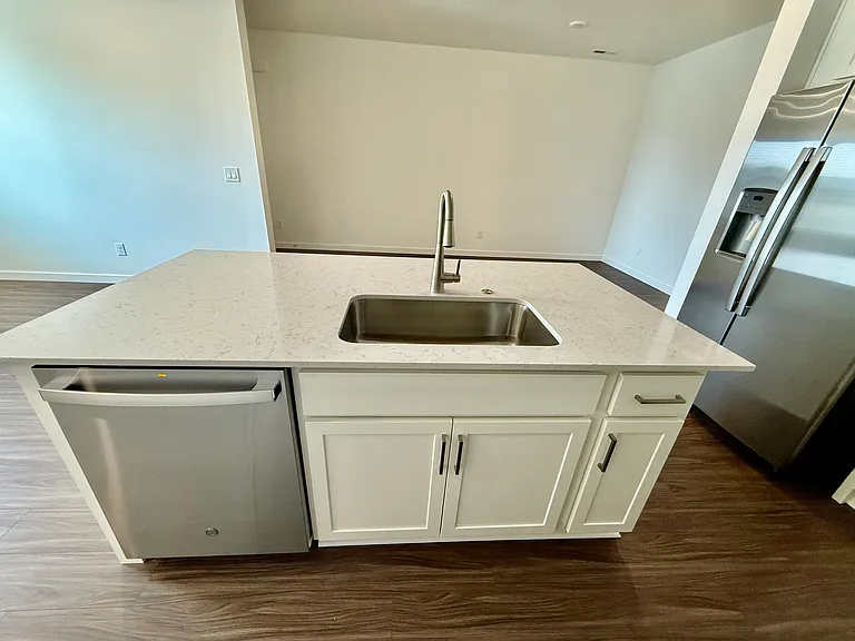 208 N Stratus Way — Photo 19