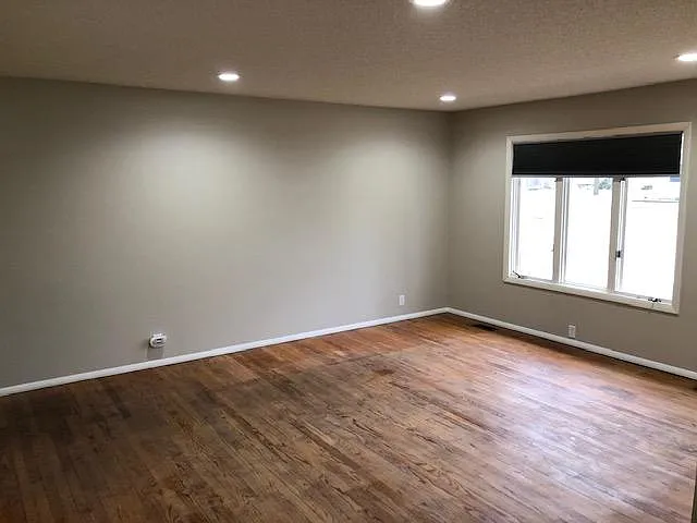1234 Ozark St NE — Photo 4