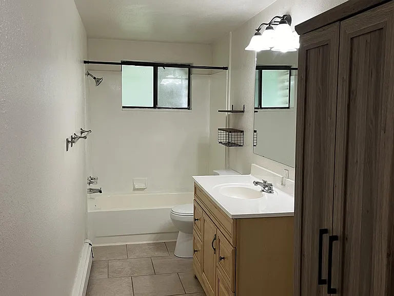 643 Swenson Ave #6 — Photo 13