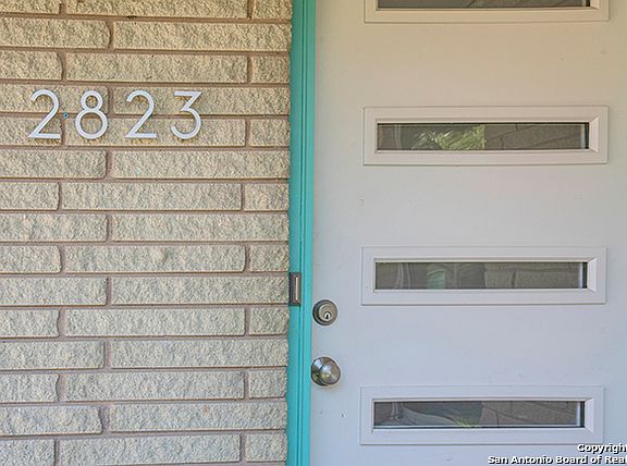 2nd image of 2823 Knight Robin Dr