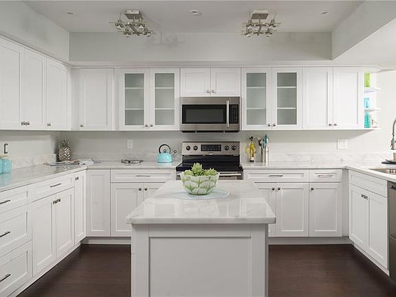3rd image of 13903 Oberlin Manor Way