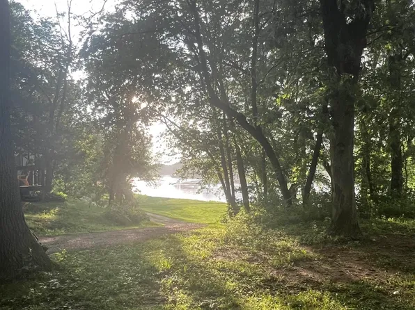 5910 28th Ave Lot 82, Vinton, IA 52349