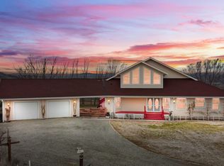 585 Lucas Rd, Yakima, WA 98901