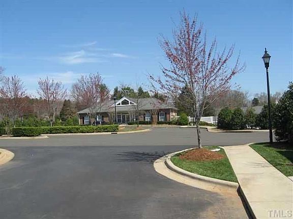 2nd image of 1832 Birmingham Dr