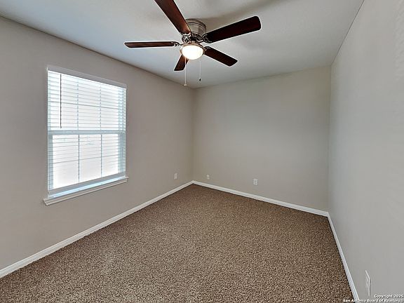 4th image of 3831 Southton