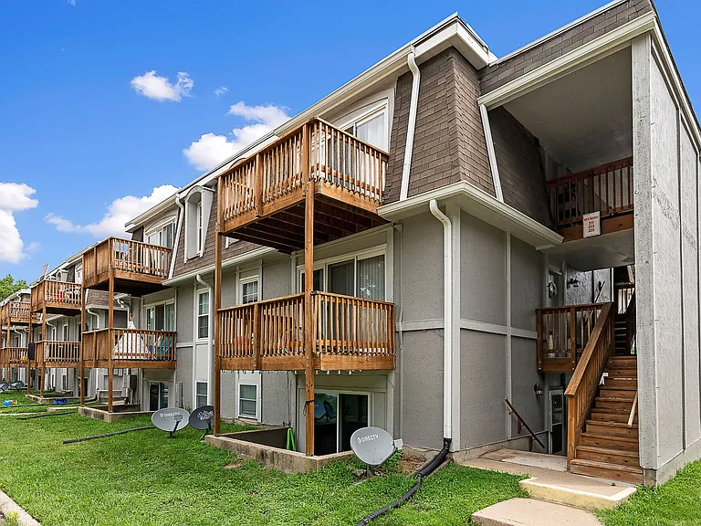 Harrison Point Apartments — Photo 6