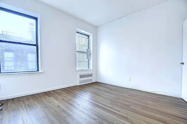 Rented by Urbane Brokerage | media 17