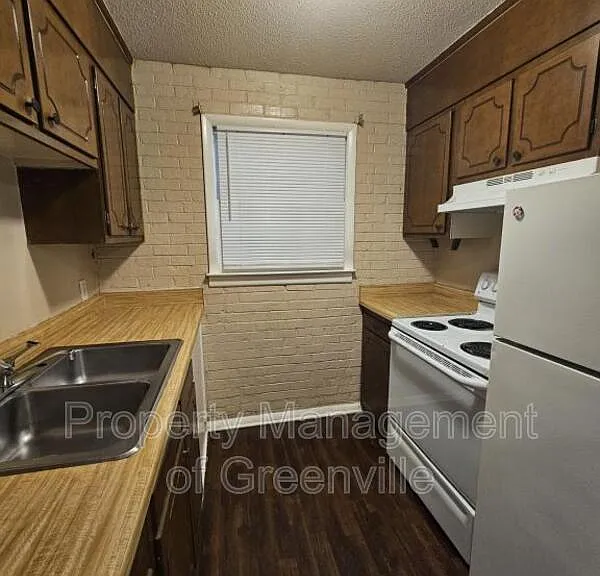6526 White Horse Rd #7M — Photo 3