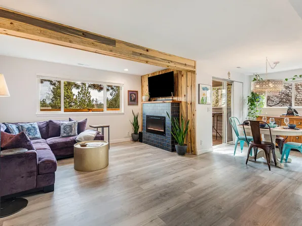1801 NE Purcell Blvd APT 18, Bend, OR 97701