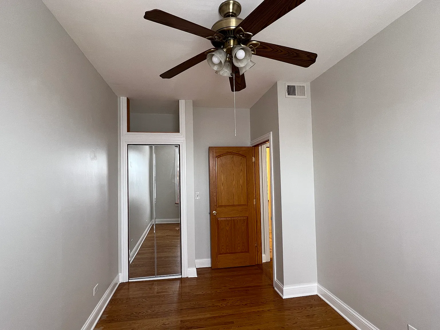 1 bed, $1,400 — Photo 2