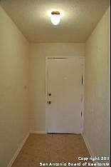 4th image of 8323 Willow Creek Dr