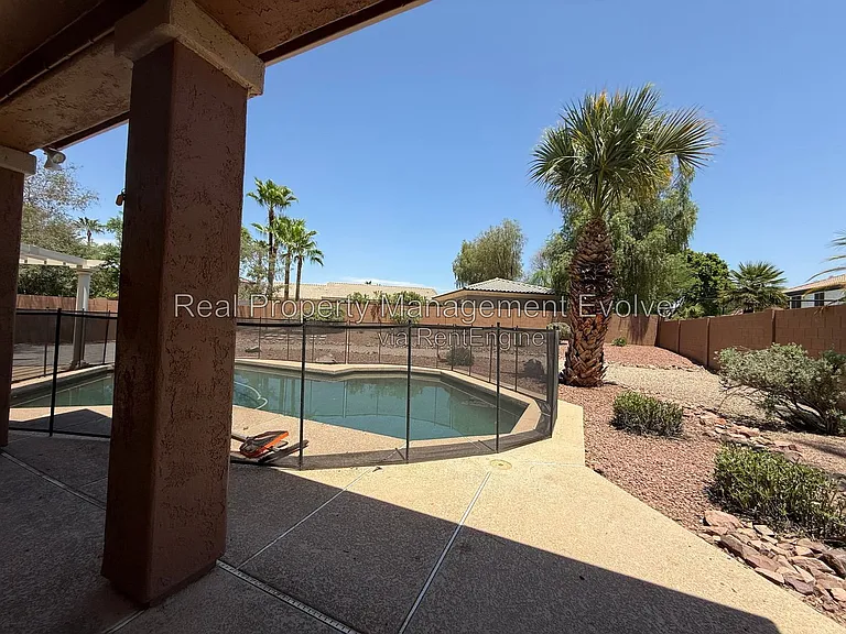 1234 W Remington Dr — Photo 43