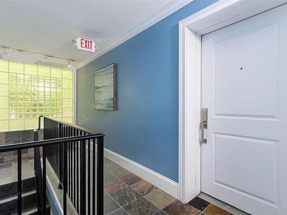 4th image of 7514 Oxford Dr APT 5