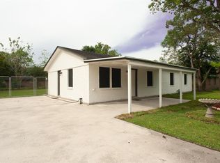 5902 Larrycrest Dr, Pearland, TX 77584