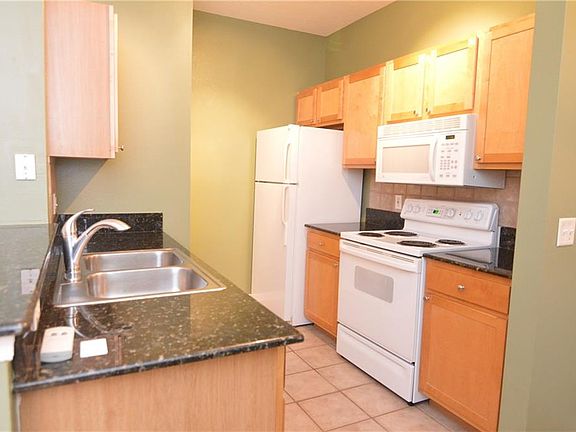 5th image of 4207 S Dale Mabry Hwy Unit 8307