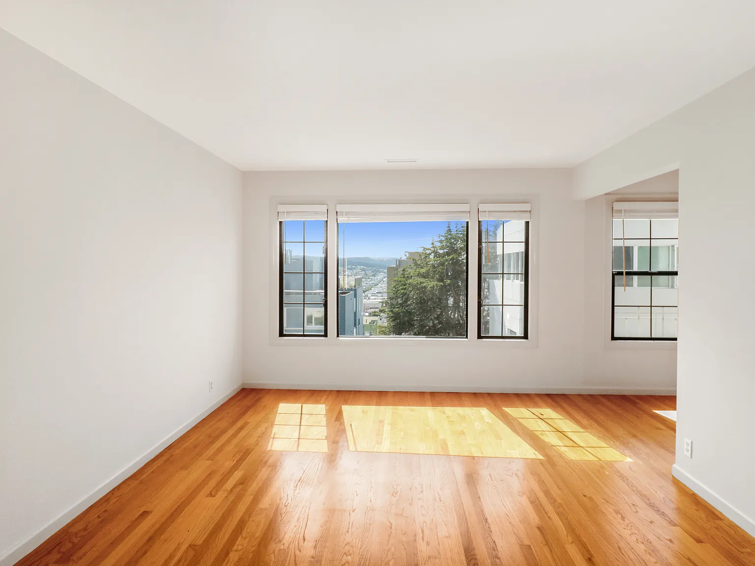 1 bed, $5,600 — Photo 2
