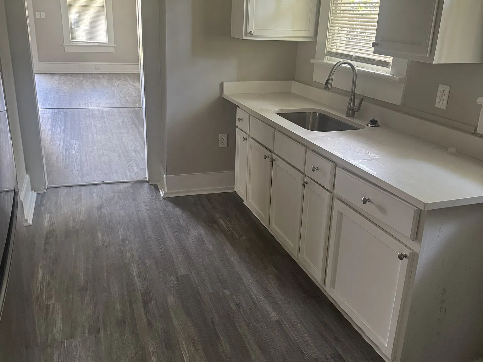 408 Alford Street - 1 — Photo 2