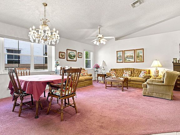 5th image of 7460 NW 1st Manor